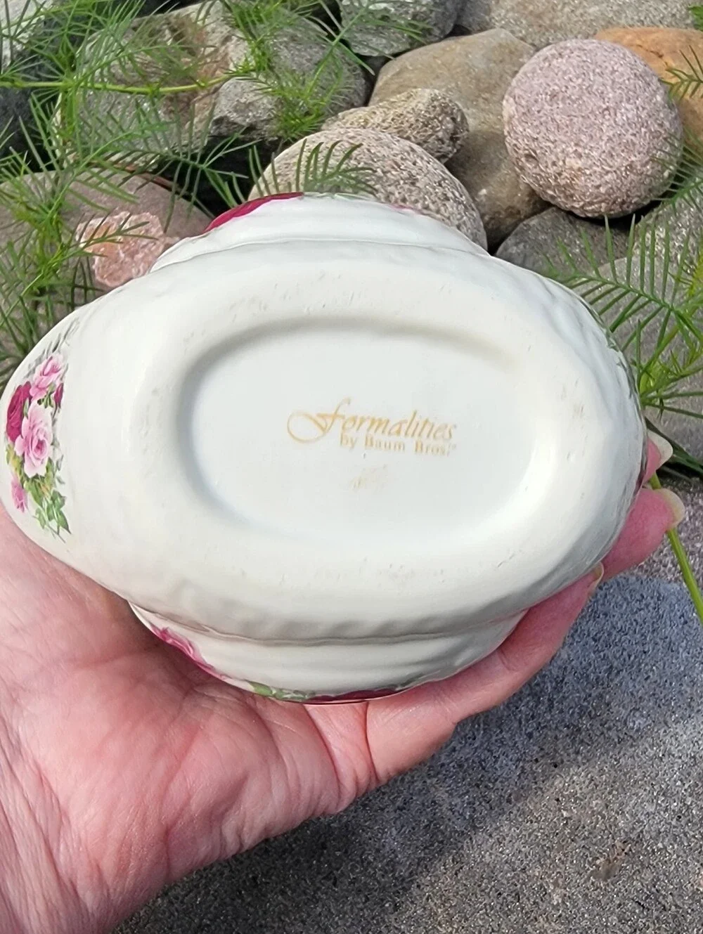 Vintage Formalities By Baum Bros. Porcelain Swan Figurine Planter Pink/Red Roses